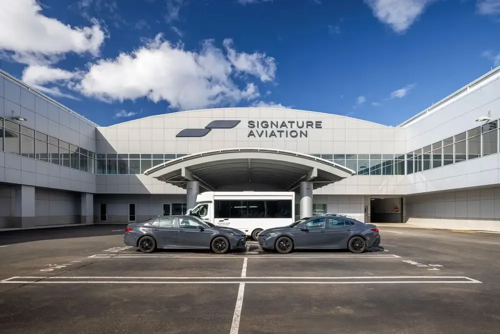 Signature Aviation private aviation terminal